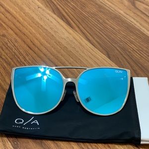 Quay Australia SORORITY PRINCESS Silver Blue